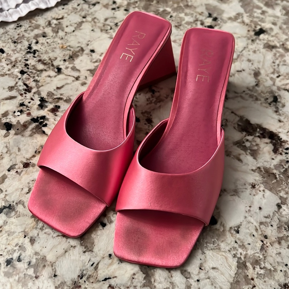 Raye Heels